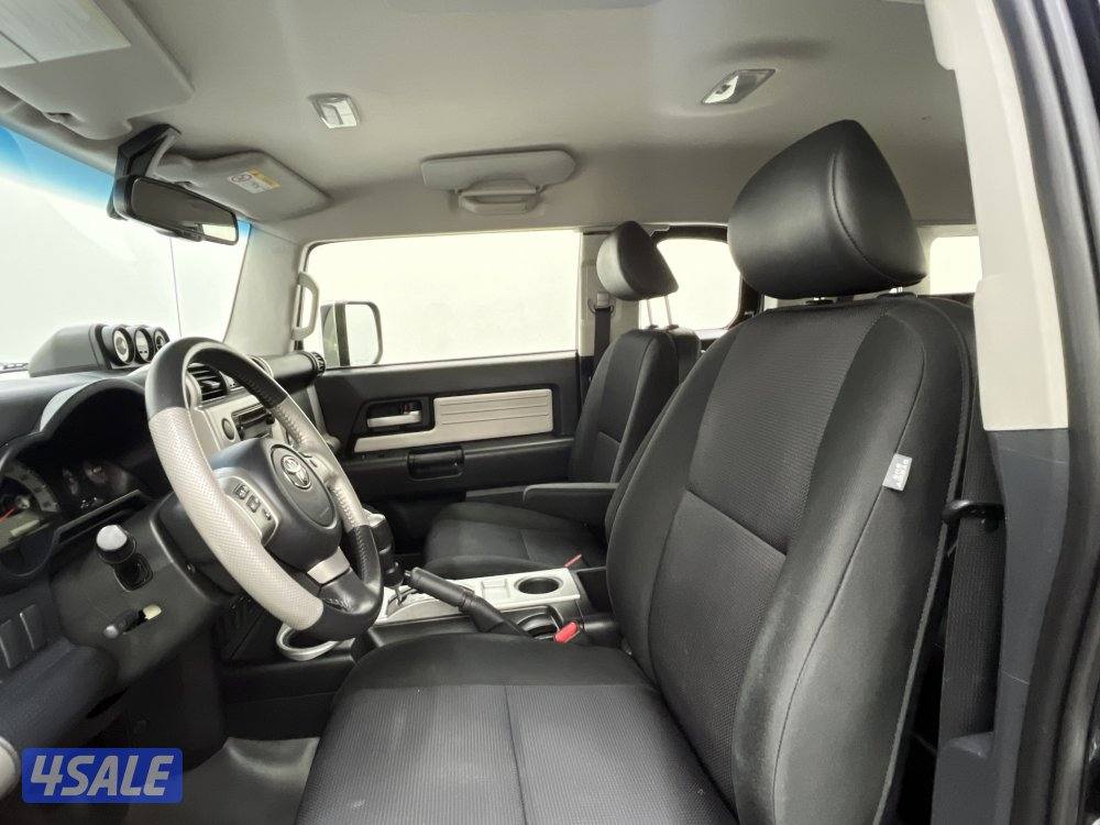 TOYOTA FJ CRUISER Toyota FJ CRUISER 20205