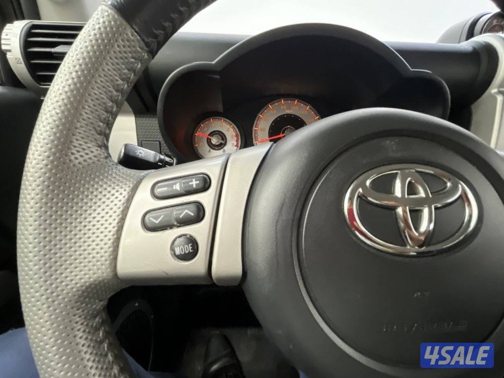 TOYOTA FJ CRUISER Toyota FJ CRUISER 20207