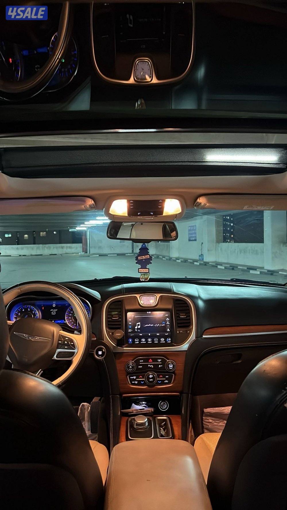 اعلى فئة c300 داخلية بيج4