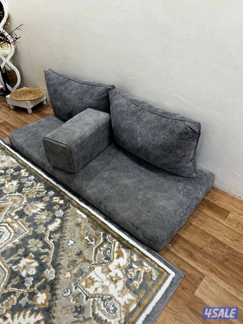 غنفات للبيع، قعده ارضيه،طاولات صفاه هوم٣ حبات. وطاوله تلفزيون ايكيا وڤ6