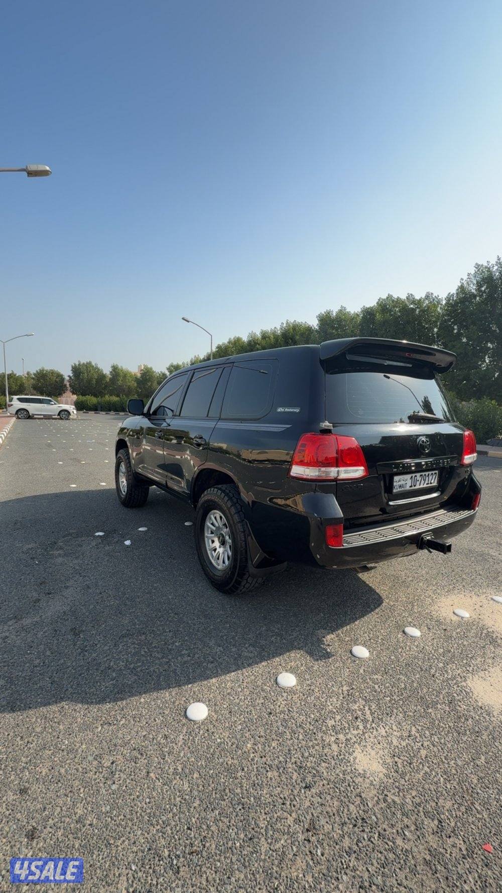 للبيع لاند GXR7