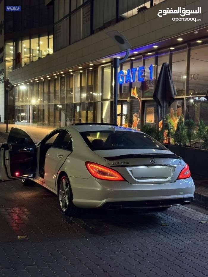 مرسيدس cls 350 اللون ابيض فل كامل المواصفات داخلية حمراء5