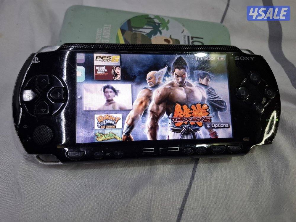 PSP SONY P1000 MODEL.BLACK COLOR 8GB SDCARD WITH 50GAMES8