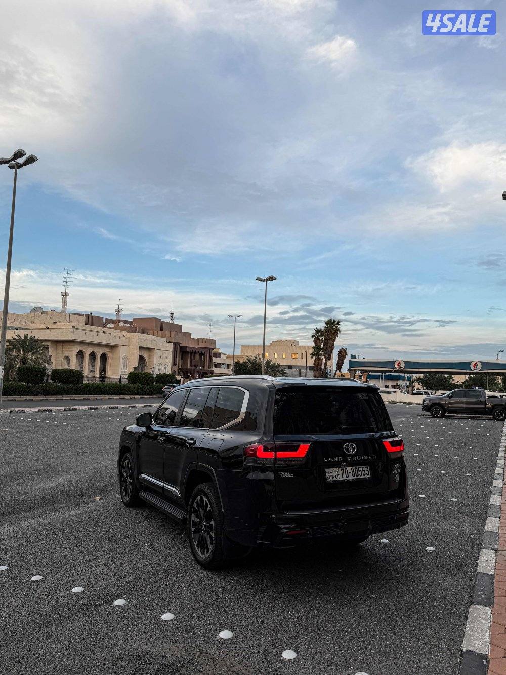 Land Cruiser twin turbo vxr aero s5