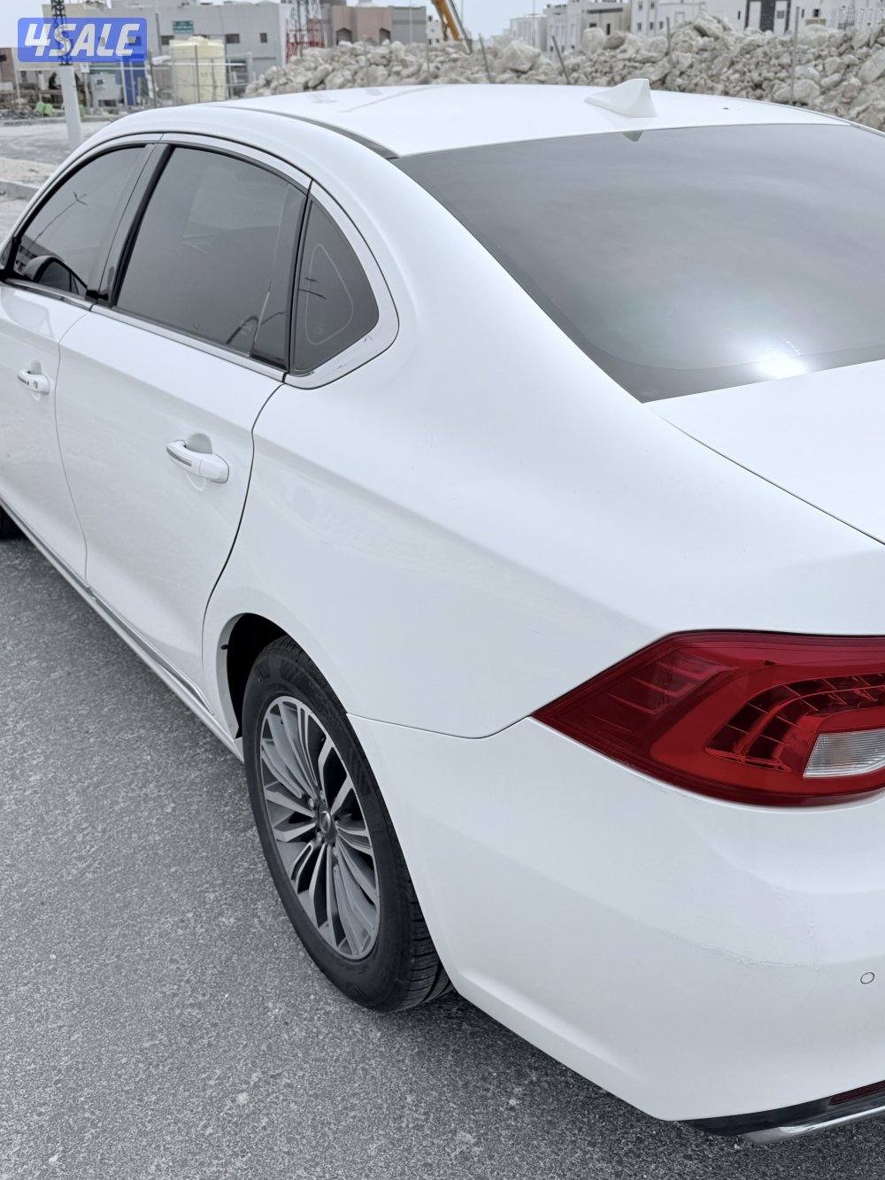 للبيع سياره عداد 31 الف3