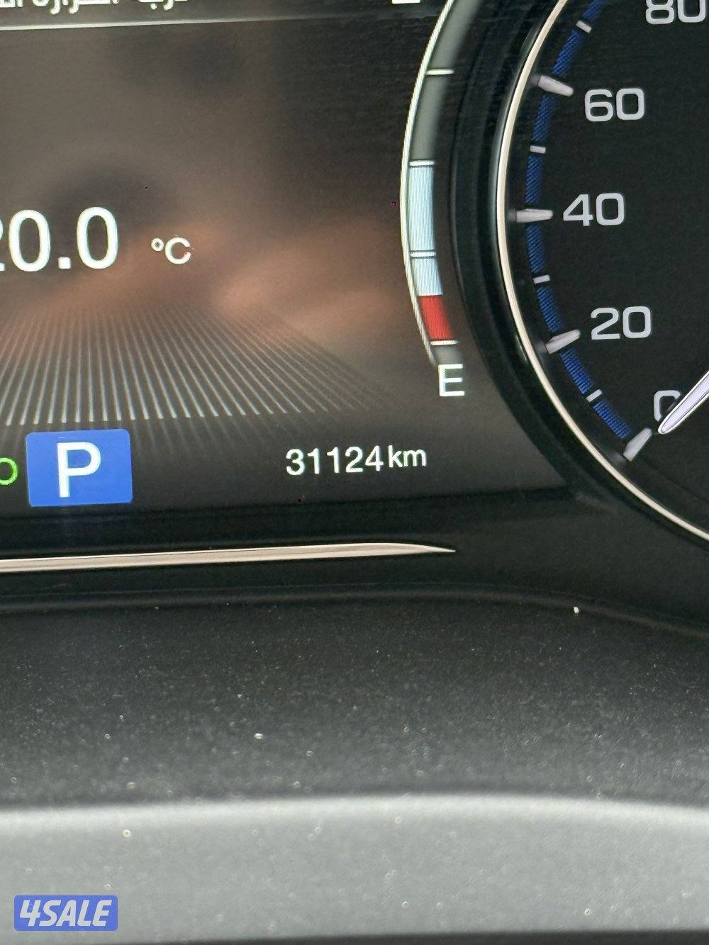 للبيع سياره عداد 31 الف7