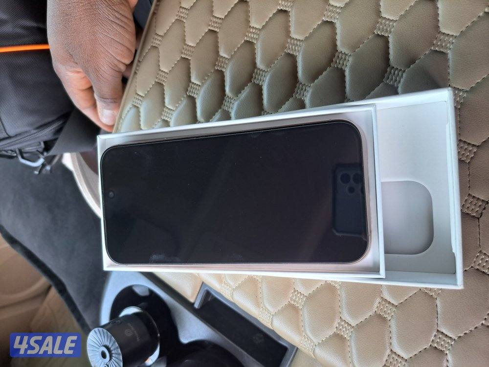 iphone 16 pro max 256gb battery 88%3