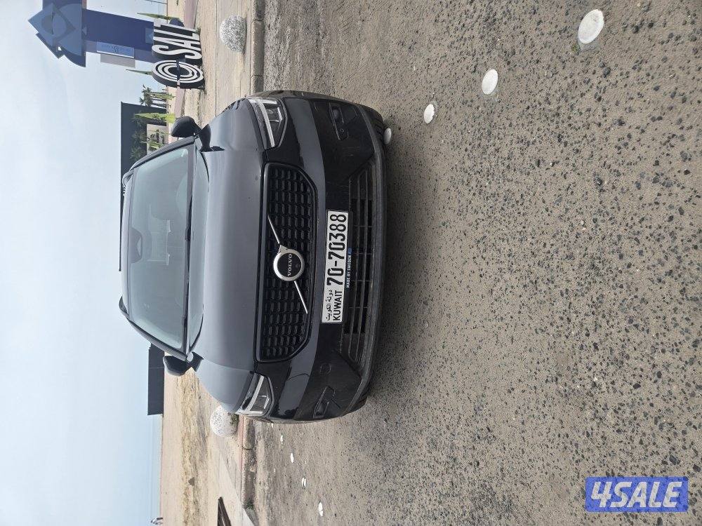 Volvo XC 40 full option good condition less mileage5