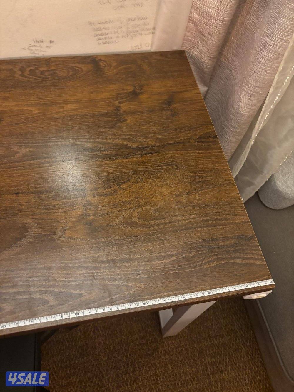 طاولة مكتب للبيع شبه جديدة متوفر عشر حبات desk for sale 10 available1
