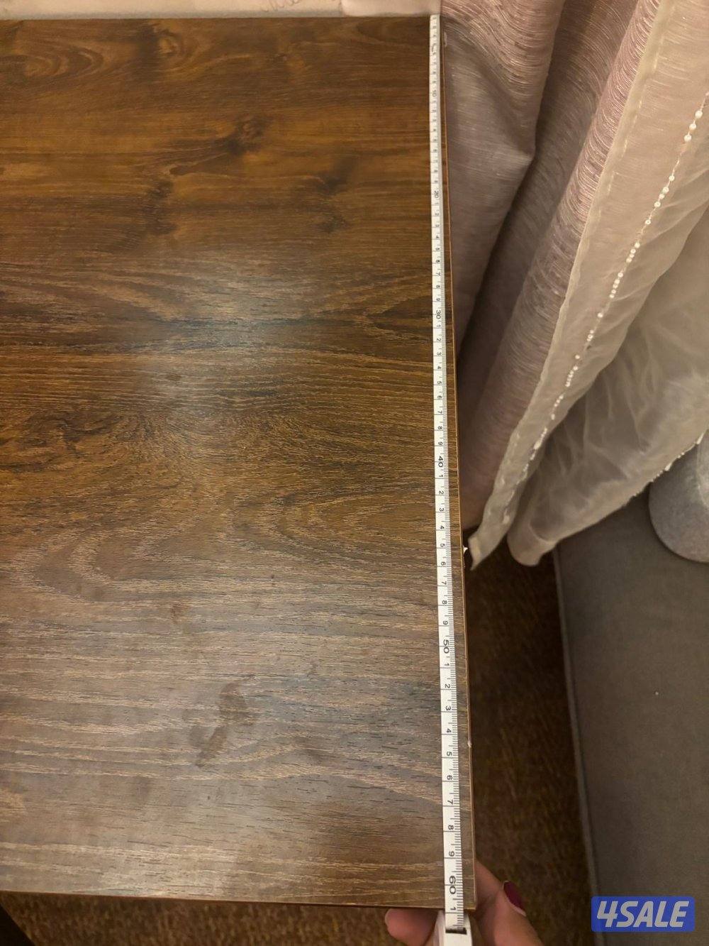 طاولة مكتب للبيع شبه جديدة متوفر عشر حبات desk for sale 10 available2