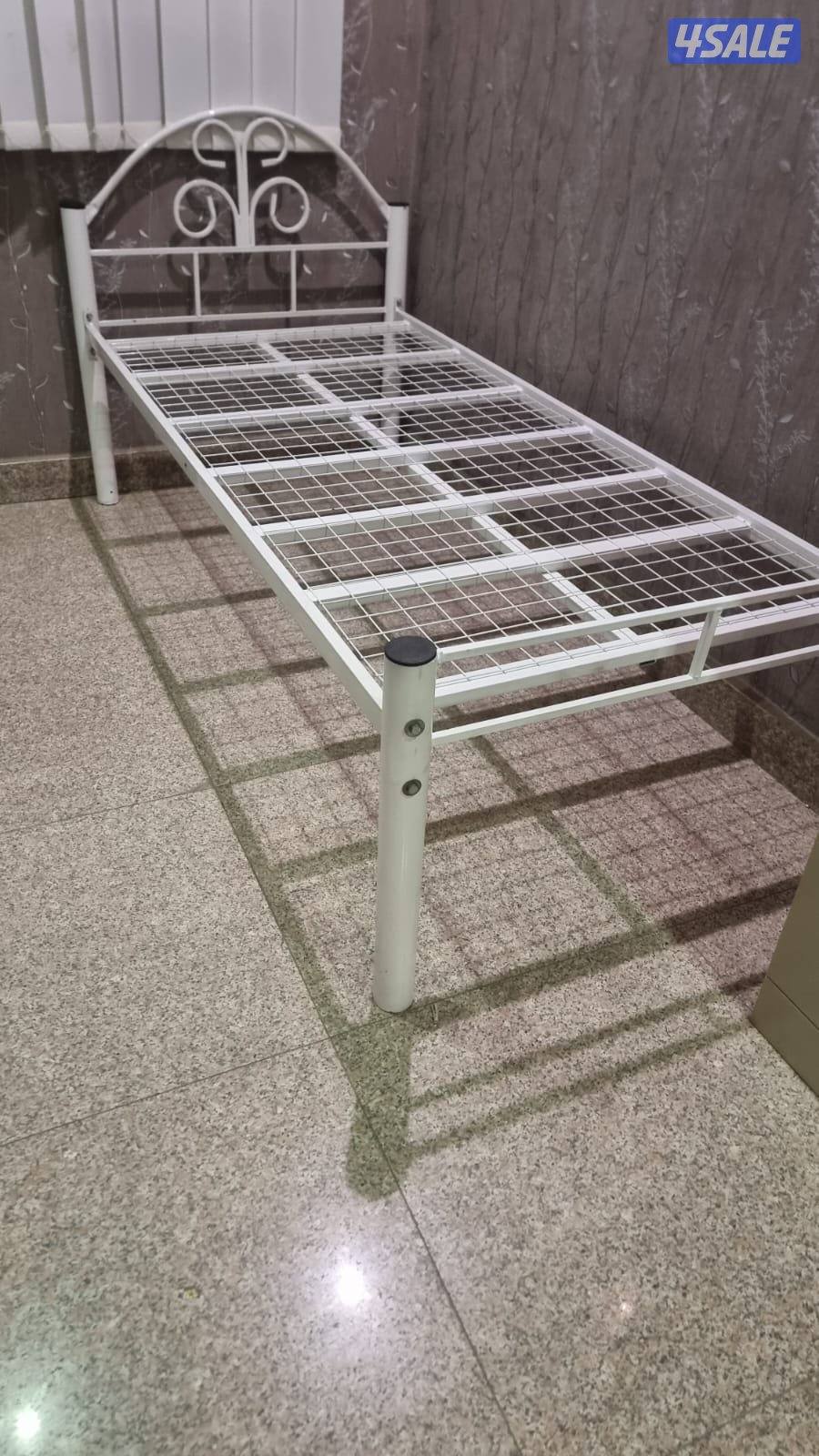 We are available to all kinds of iron beds and with low delivery at l6