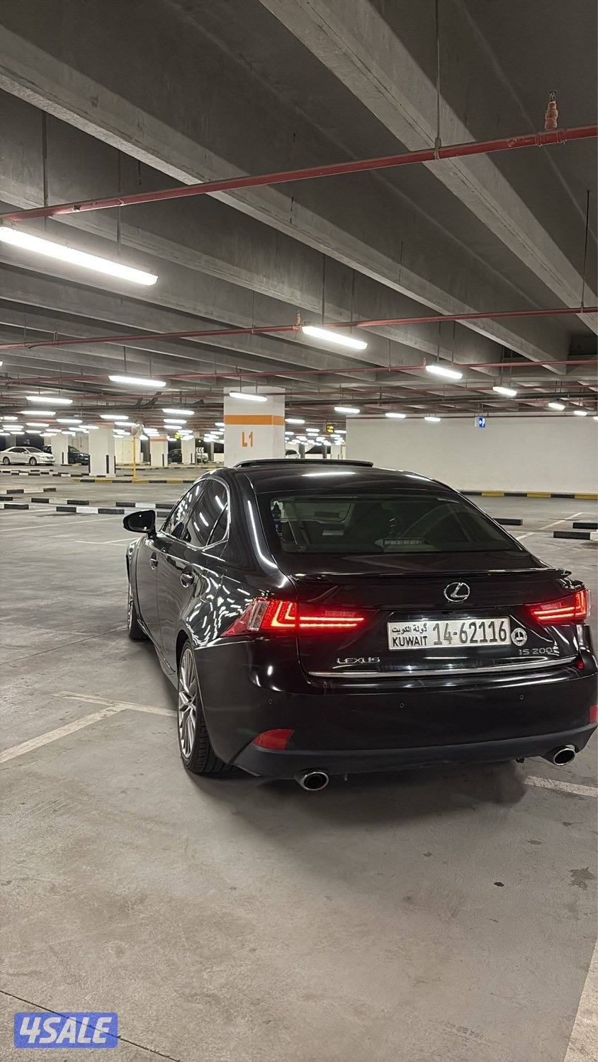لكزز IS200 لون اسود 2016 داخليه جلد تان2