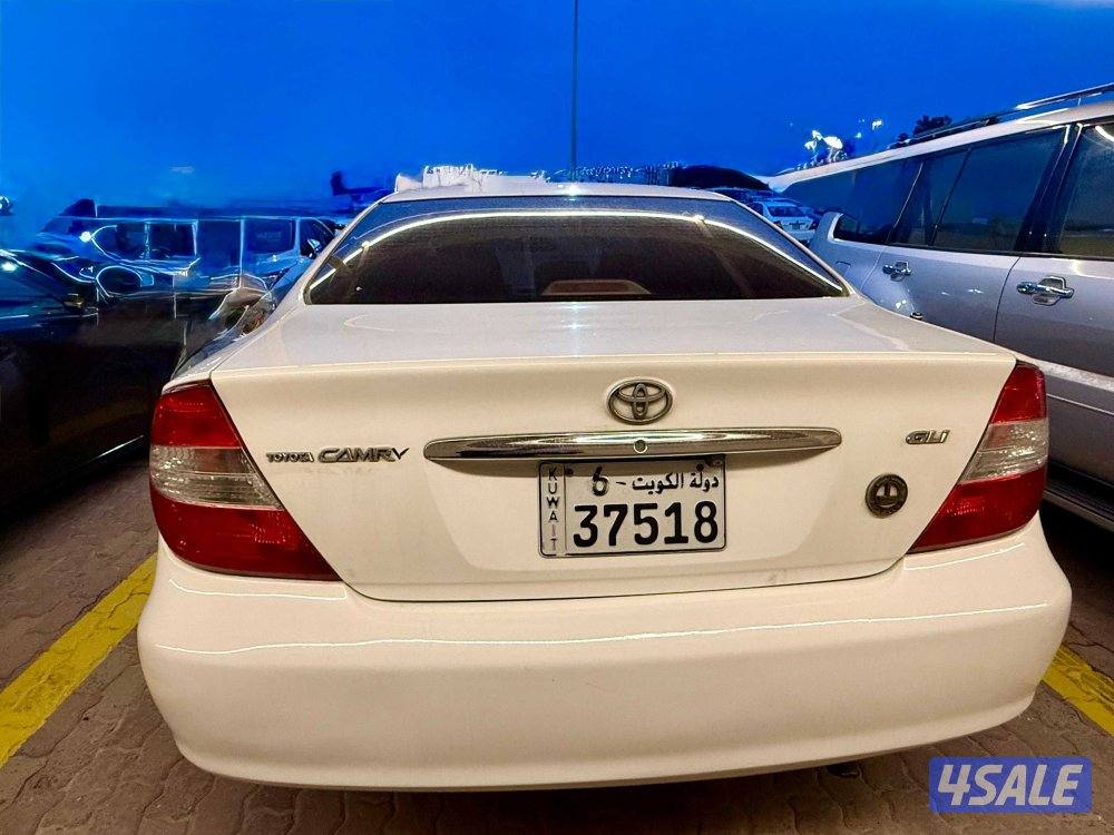 2004 Toyota Camry GLi (White)/ FIRST HAND/ AL-SAYER/ No Smoking Cabin4