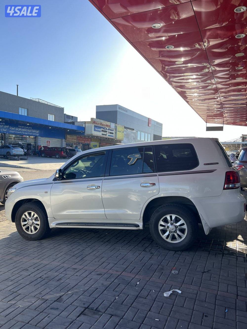 GXR وارد قطر 8 سلندر موديل 2011 عداد 4401