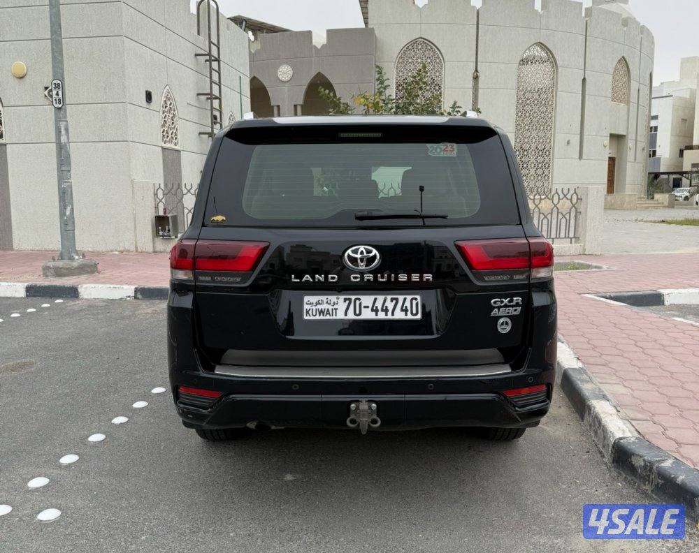 لاند كروز ايرو أس 20232