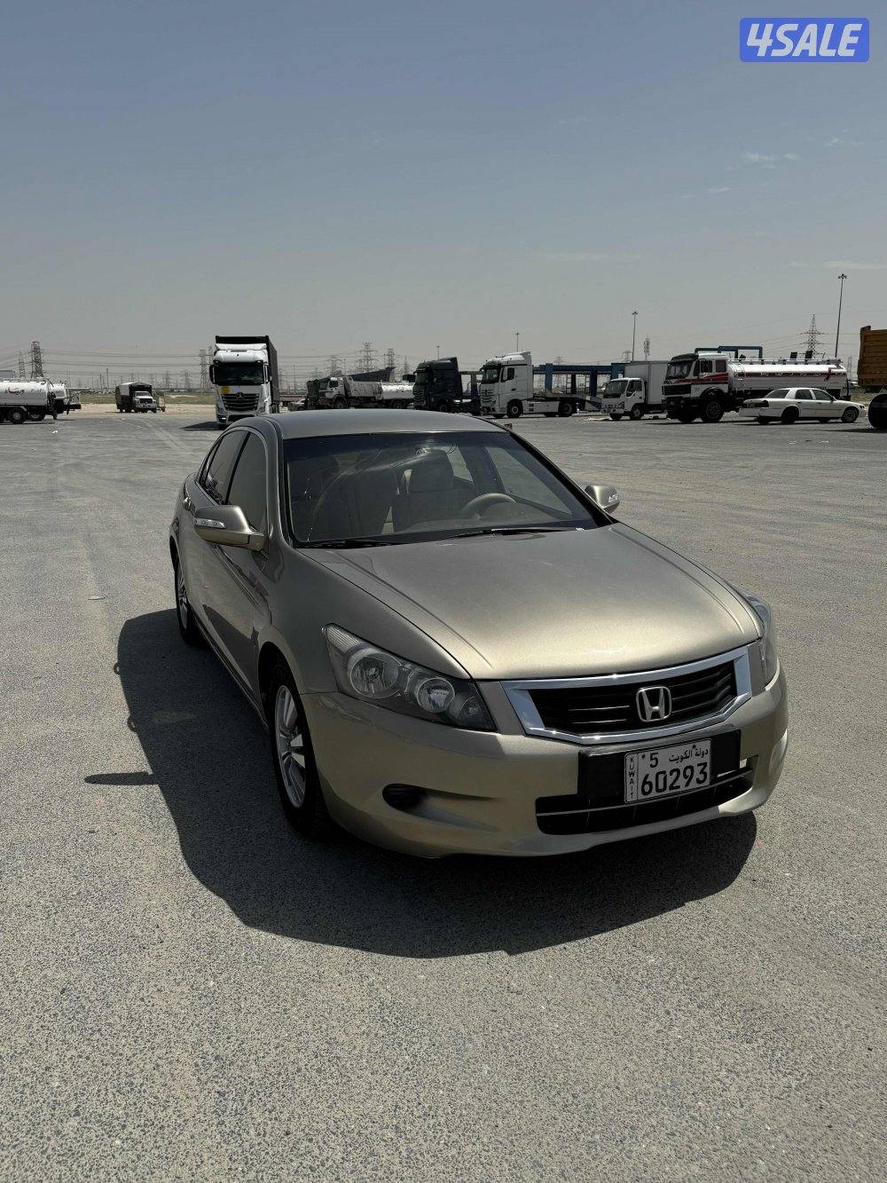 هوندا اكورد ذهبي2