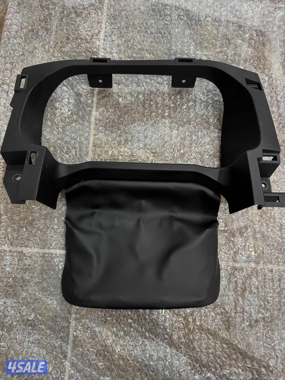 Bronco Outer Banks 2024 Screen New With all Attachments1