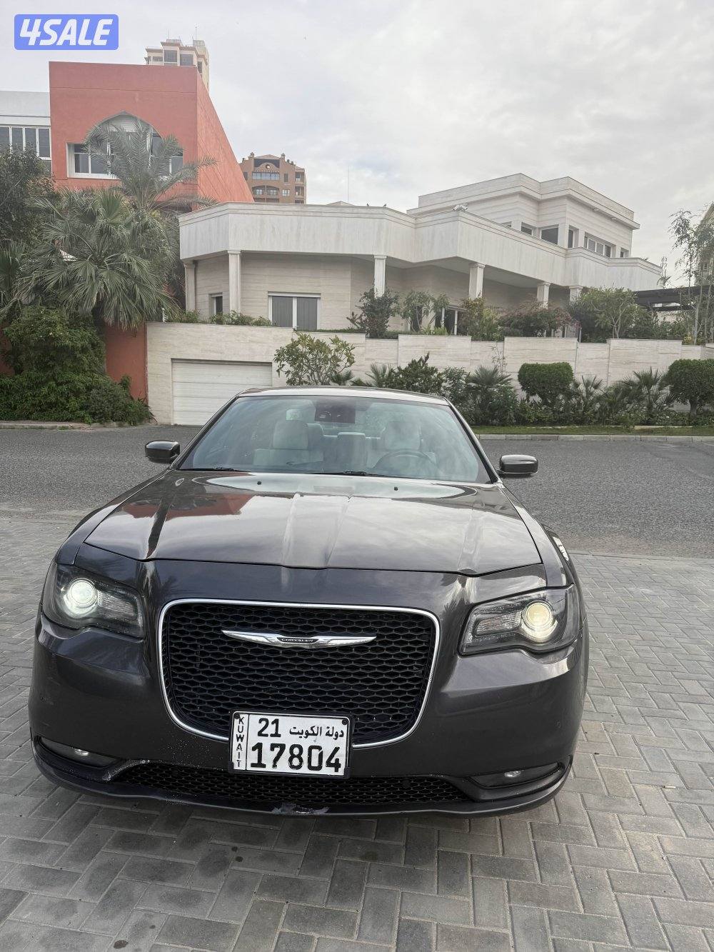 اقرأ الإعلان اللي يبي يستخدم 300 S هيمي 20213