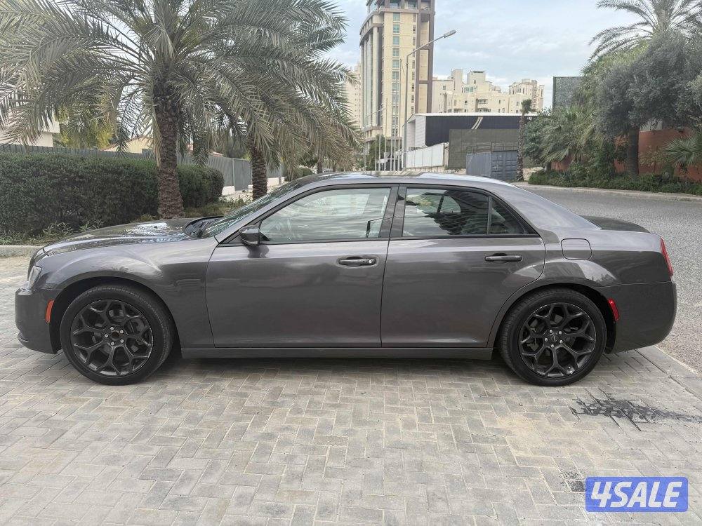 اقرأ الإعلان اللي يبي يستخدم 300 S هيمي 20219