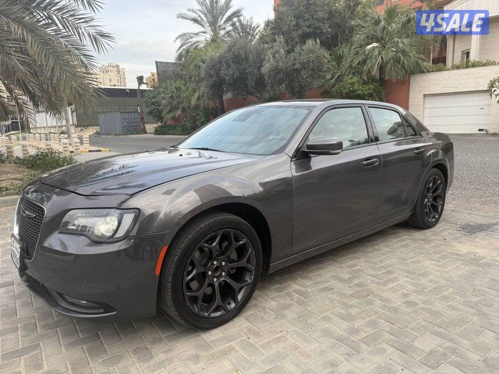 اقرأ الإعلان اللي يبي يستخدم 300 S هيمي 202110