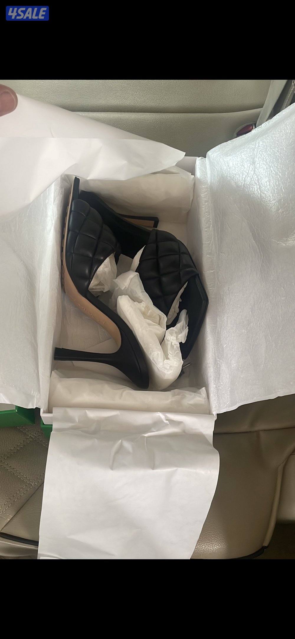 حذاء بوتيچا1