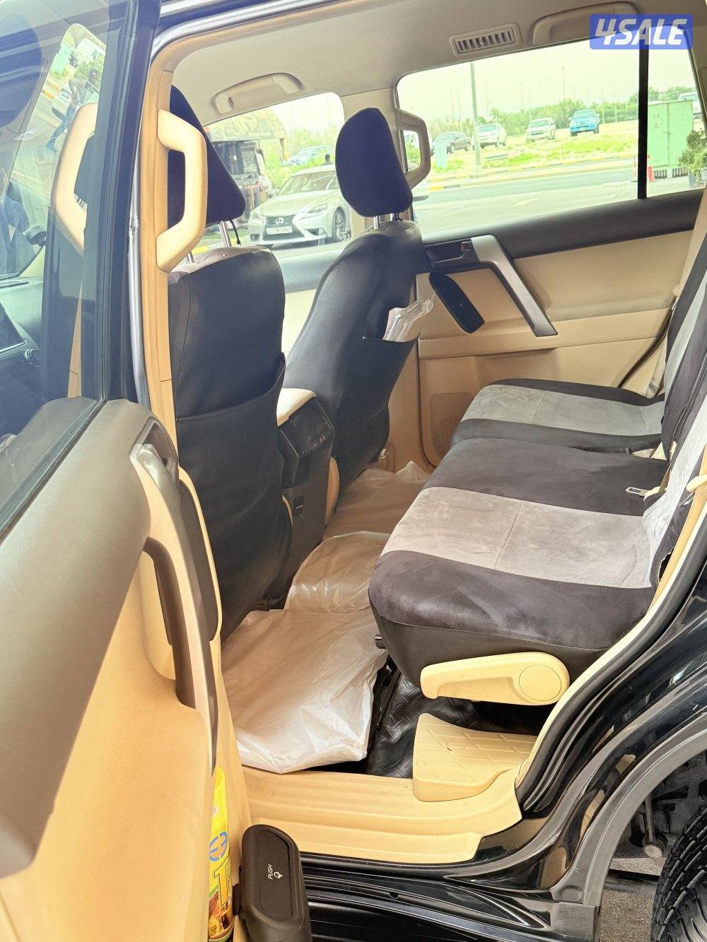 Toyota Prado 2016 Black Color ( Mileage 154,000 KM)9