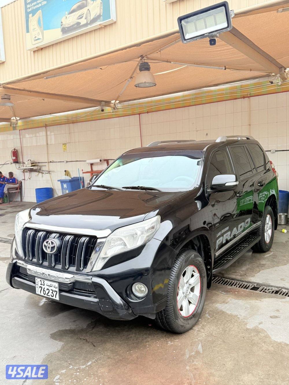 Toyota Prado 2016 Black Color ( Mileage 154,000 KM)11