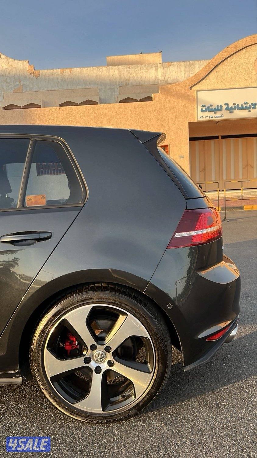فولكس واجن GTI 20144