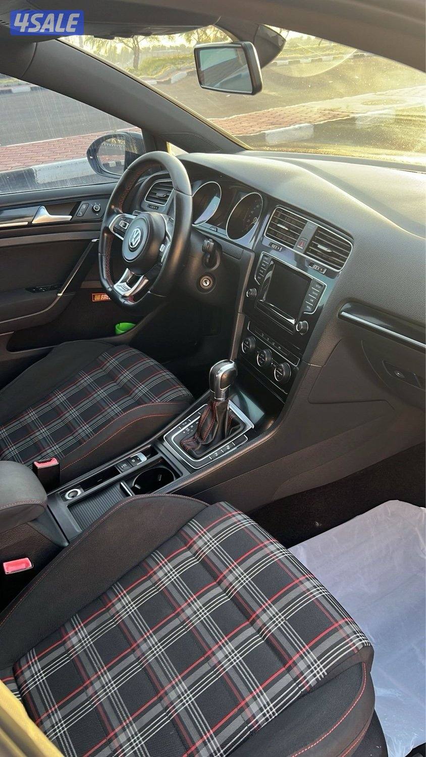 فولكس واجن GTI 20147