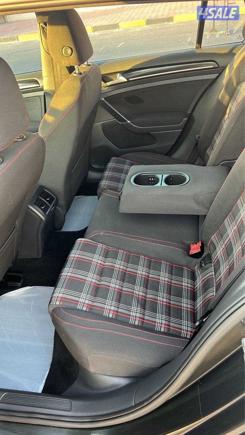 فولكس واجن GTI 20148