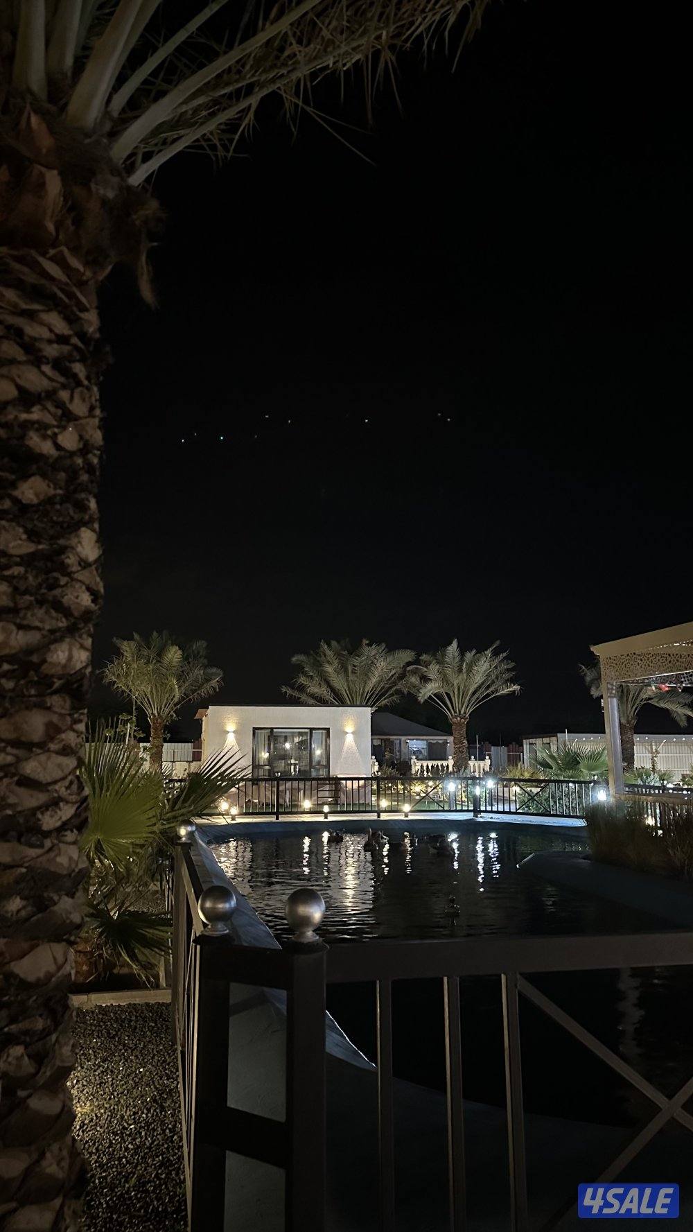 مزرعه للايجار طريق 800 VIP جديده ونظيفه0