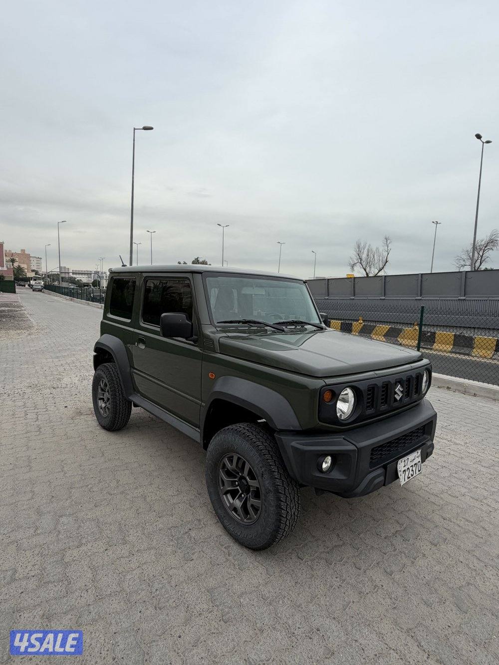 للبيع سزوكي جمني قير عادي مديل 2020 ماشي ٩٠ الف فقط2