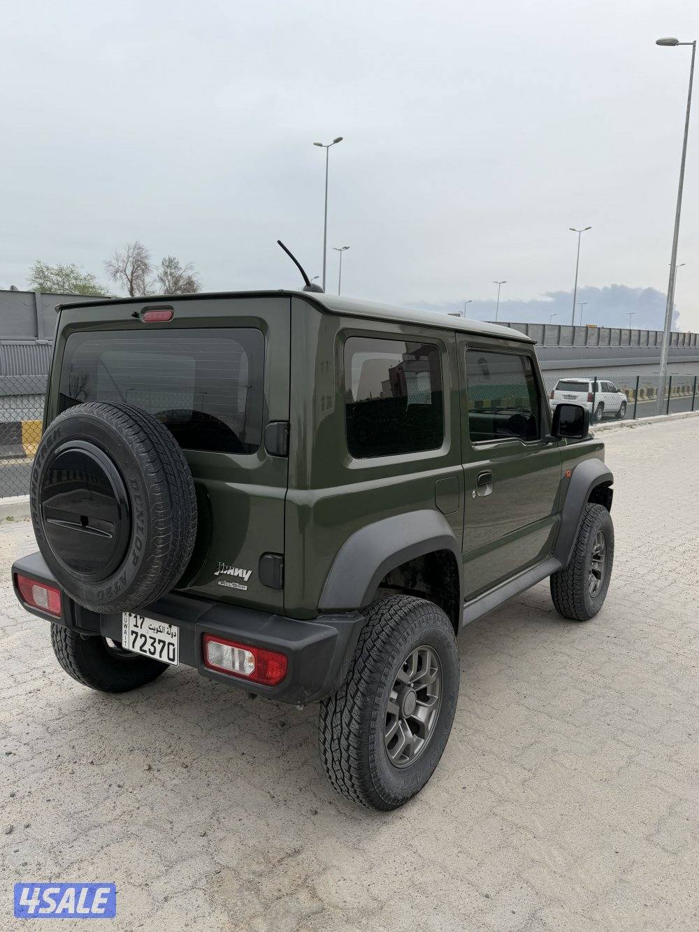 للبيع سزوكي جمني قير عادي مديل 2020 ماشي ٩٠ الف فقط3