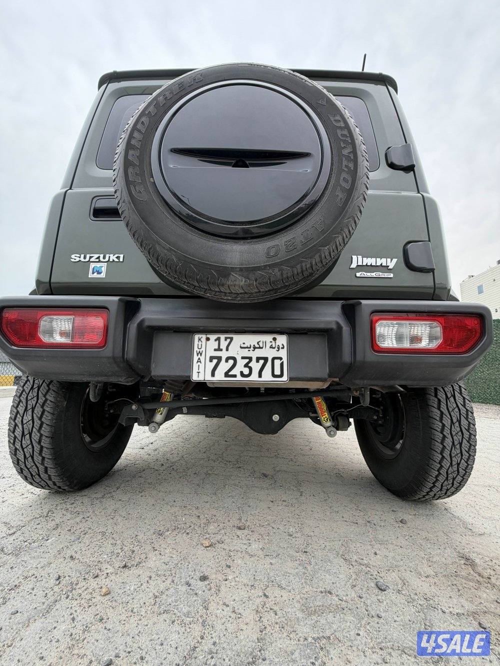 للبيع سزوكي جمني قير عادي مديل 2020 ماشي ٩٠ الف فقط4