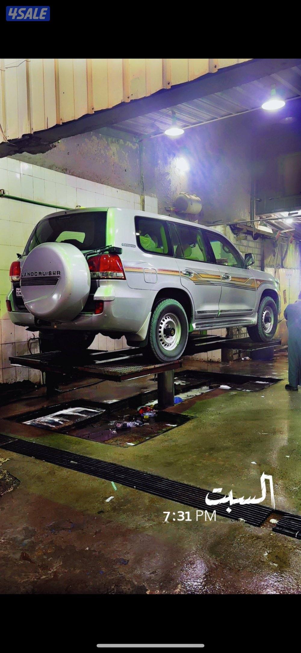 للبيع لاند ٢٠٠٩ قير عادي وارد قطر3