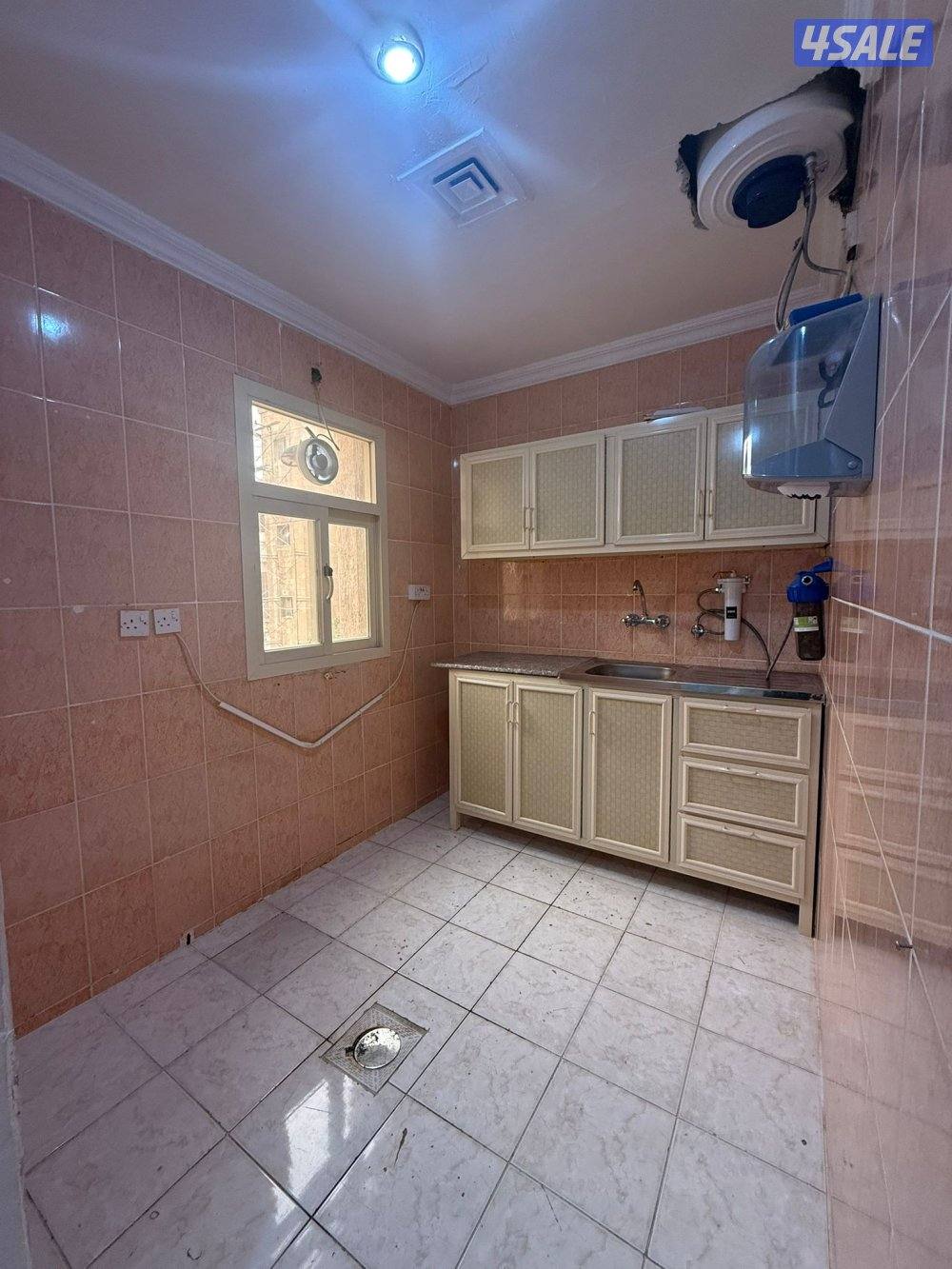 شقق للايجارحولي نفس الصور فاضي وخلو غرفه صاله حمام مطبخ باركن سيارات15