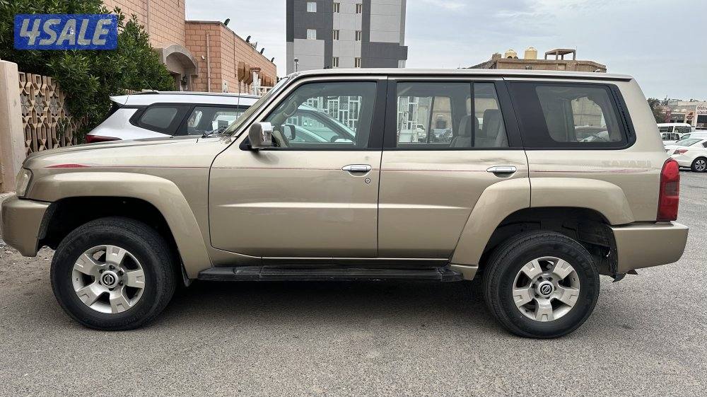 للبيع سفاري فتك 2008 صبغ الوكالة ماشي 753 الف مالك ثاني0