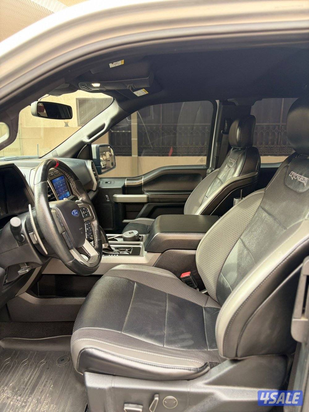 وانيت فورد رابتر 20194