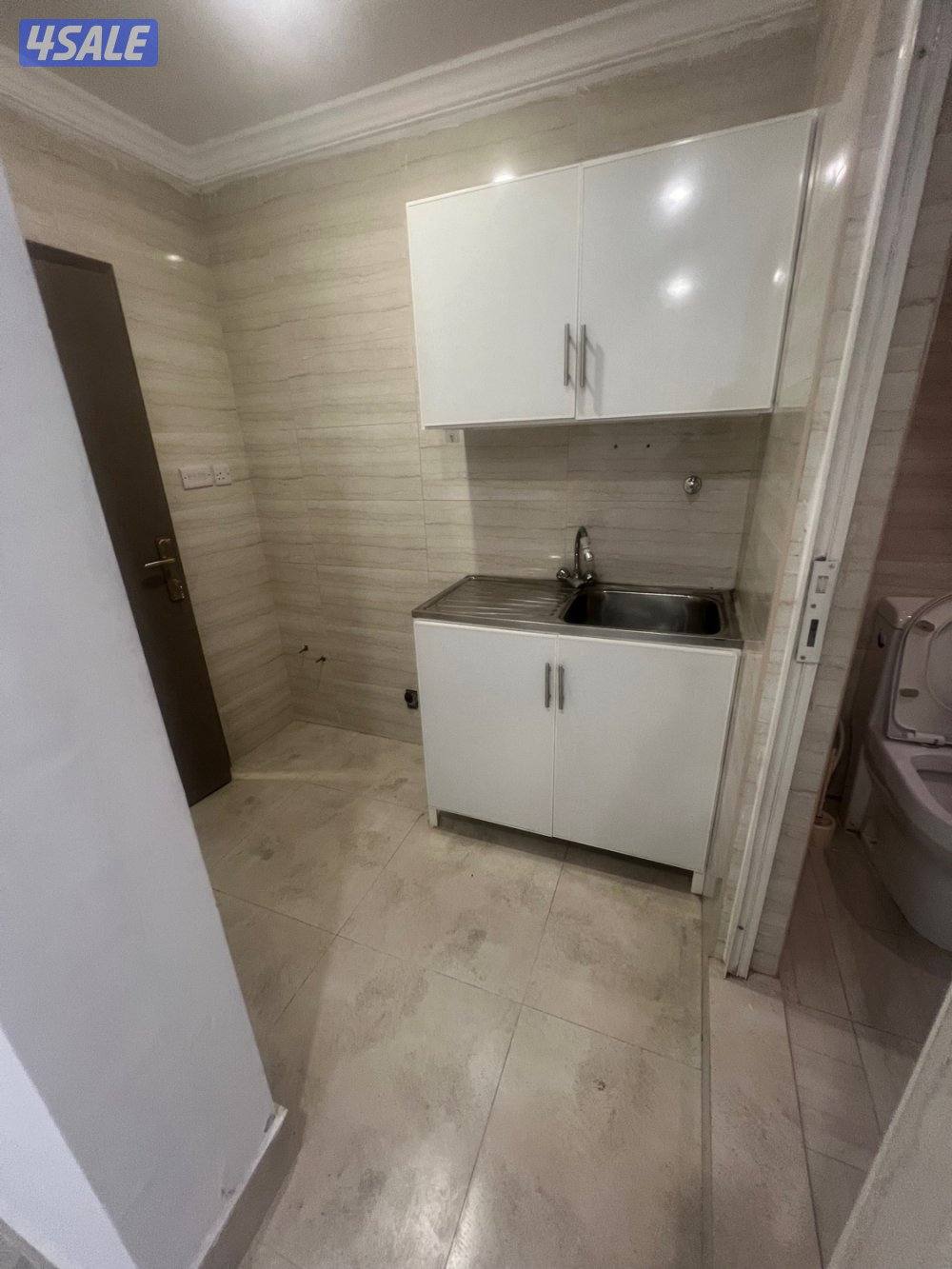 للايجار استديو1