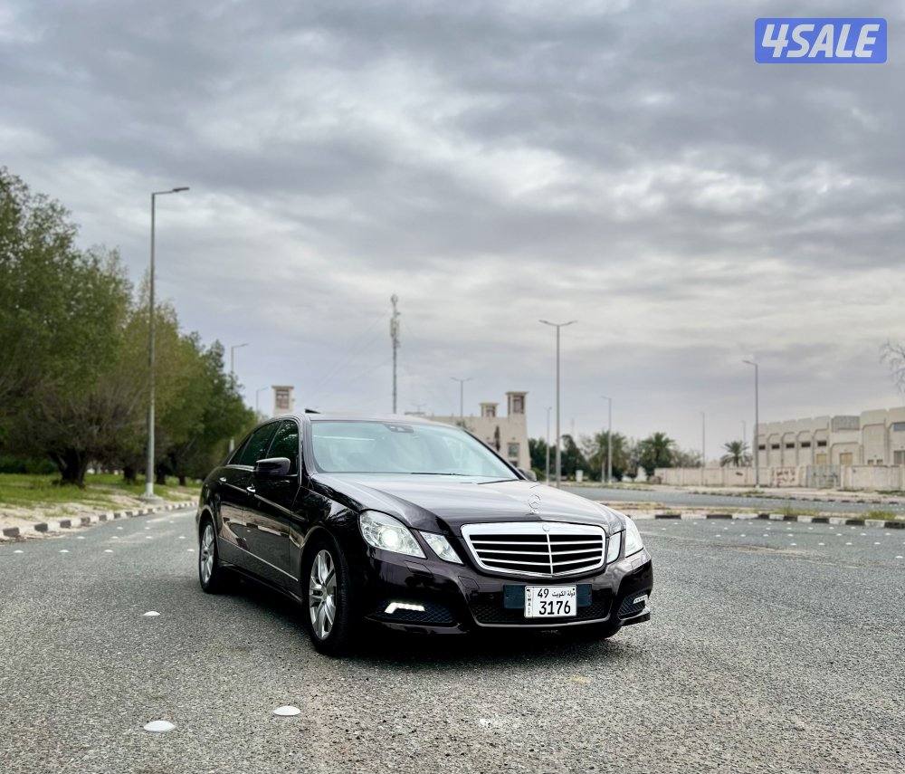 فئة افنجارد E300 بحالة نادرة1