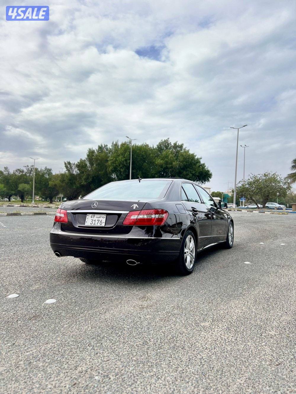 فئة افنجارد E300 بحالة نادرة2