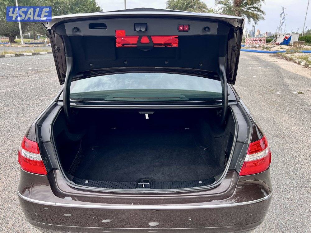 فئة افنجارد E300 بحالة نادرة5