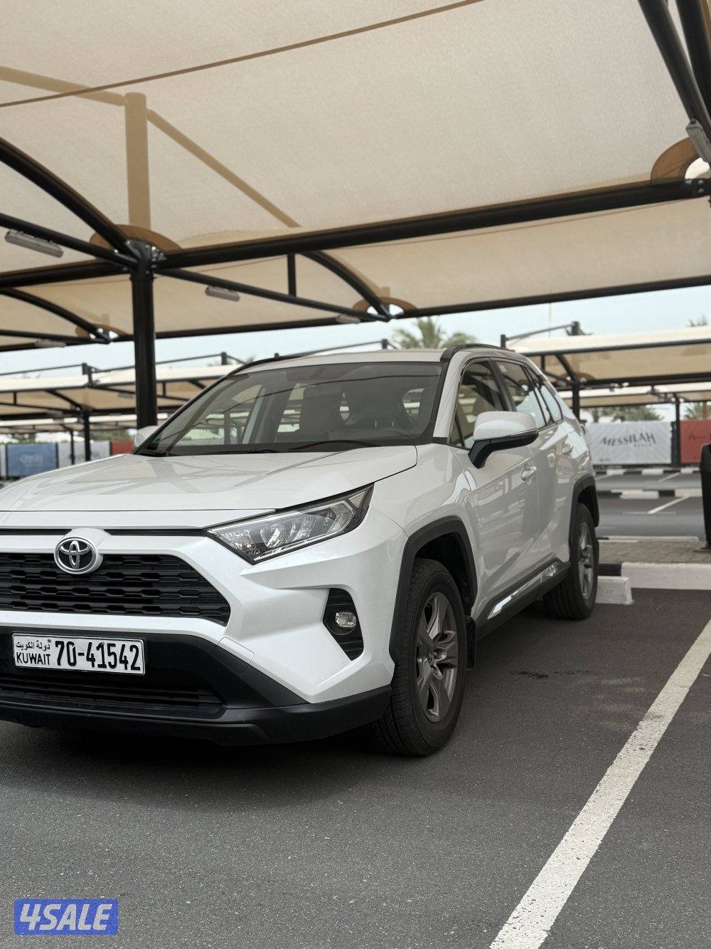 للبيع RAV4 وارد الوكاله عداد 68(شرط الفحص)2