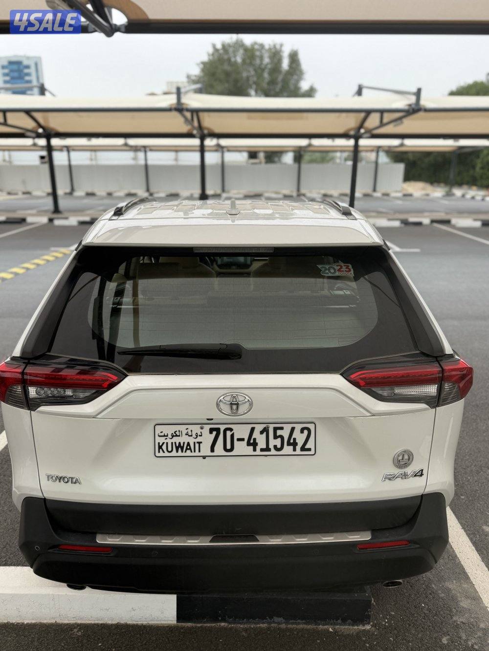 للبيع RAV4 وارد الوكاله عداد 68(شرط الفحص)5