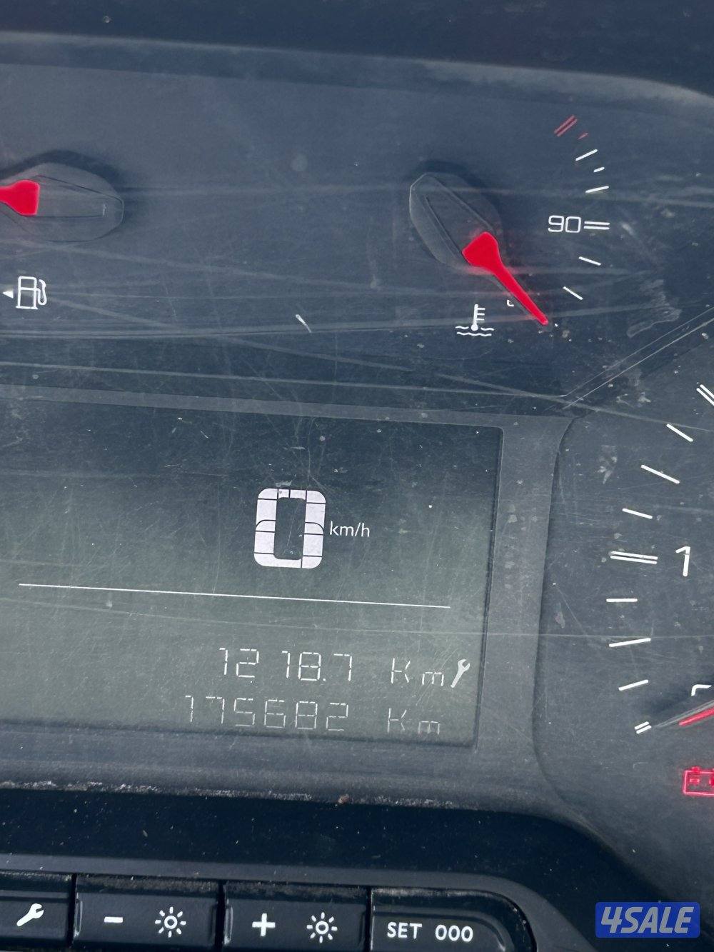 للبيع بيجو 2020 لغسيل السيارات او لغير الغسيل1