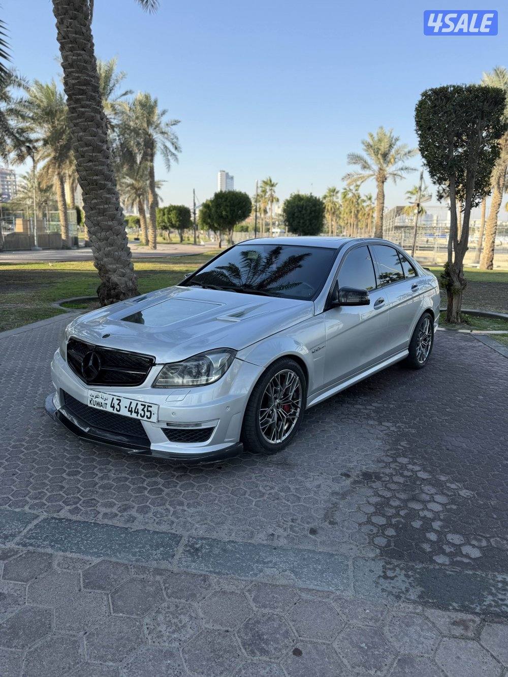 للبيع c63 سبشل موديل 2010 شرط الفحص قير وماكينه وشاصي وقابل للمساومة1