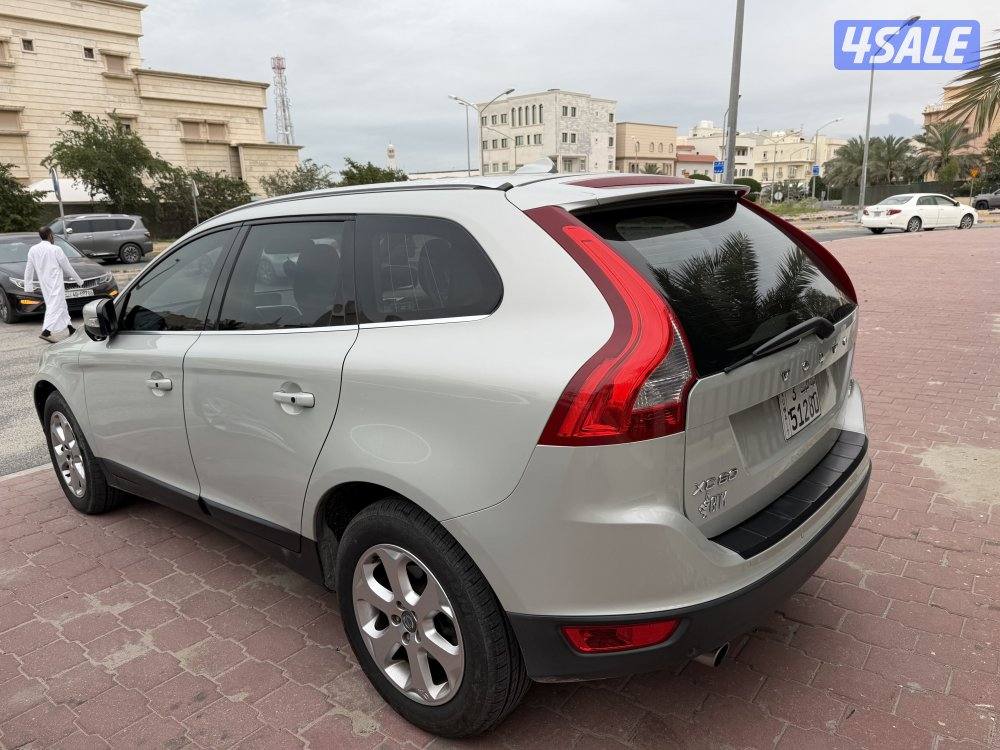 فولفو xc60 20103