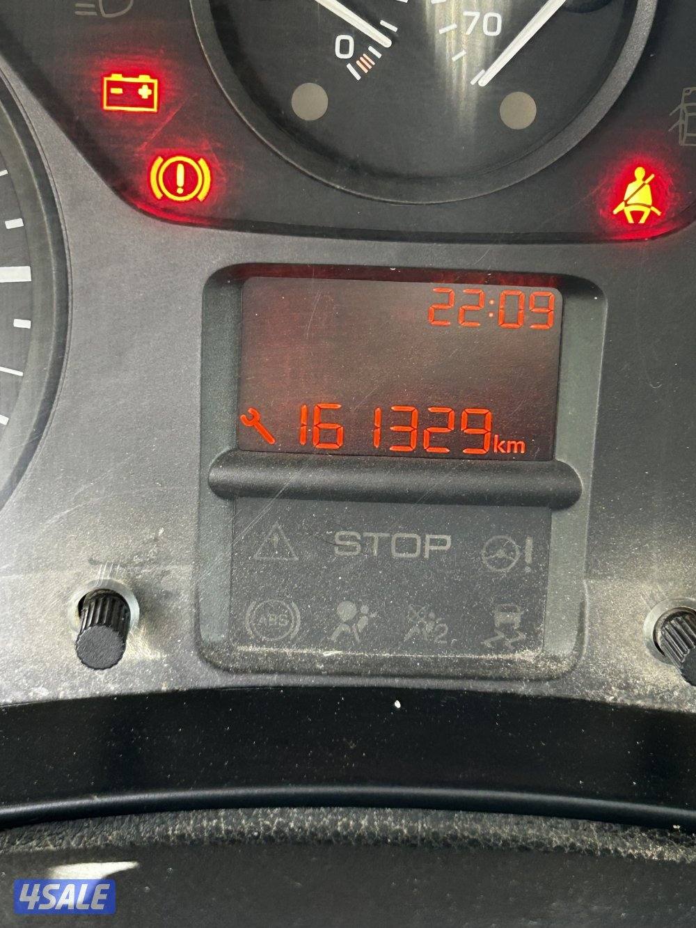 للبيع سيارة غسيل سيارات مجهزة بالكامل او لغير الغسيل2