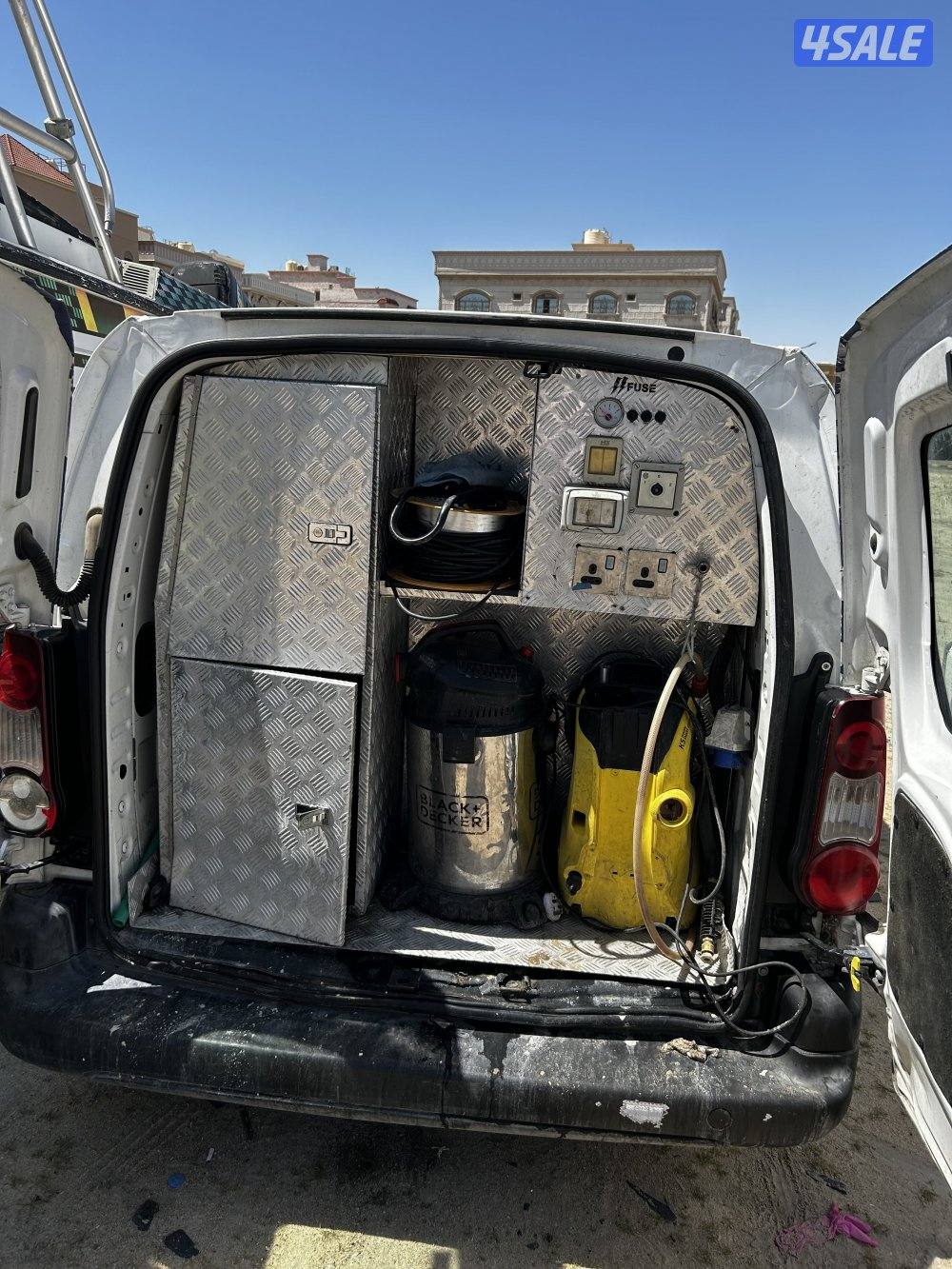 للبيع سيارة غسيل سيارات مجهزة بالكامل او لغير الغسيل5