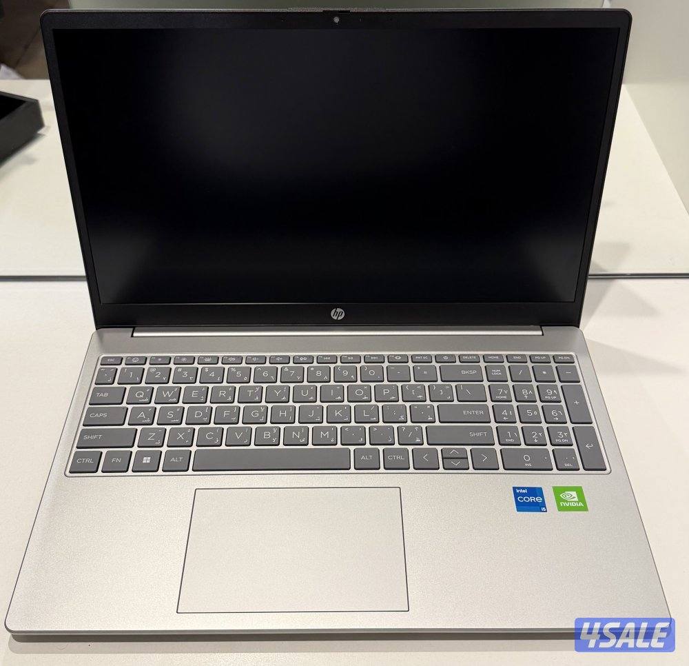 Hp Laptop Core i5 8gb ram 512gb ssd0